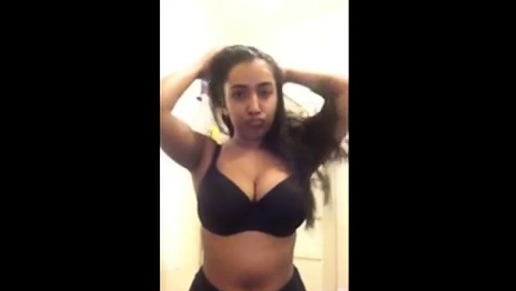 Big Tits Striptease Hd - Free High Defenition Mobile Porn Video - Big Boob Girl Strip Tease On  Webcam - - HD21.com